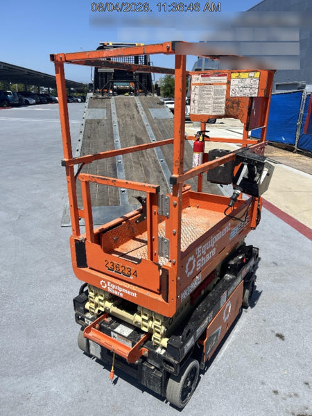 2022 JLG ES1330L