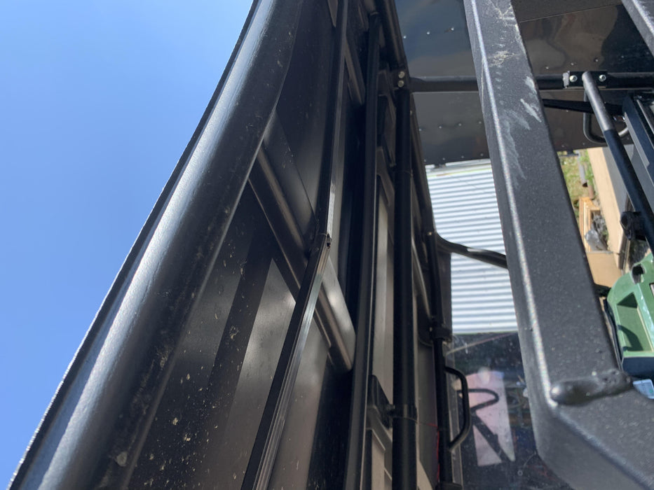 Kawasaki MULE PRO-DX Diesel, 6-Seater, Canopy