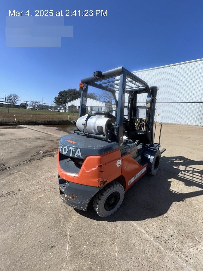 2022 TOYOTA 50-8FGU25