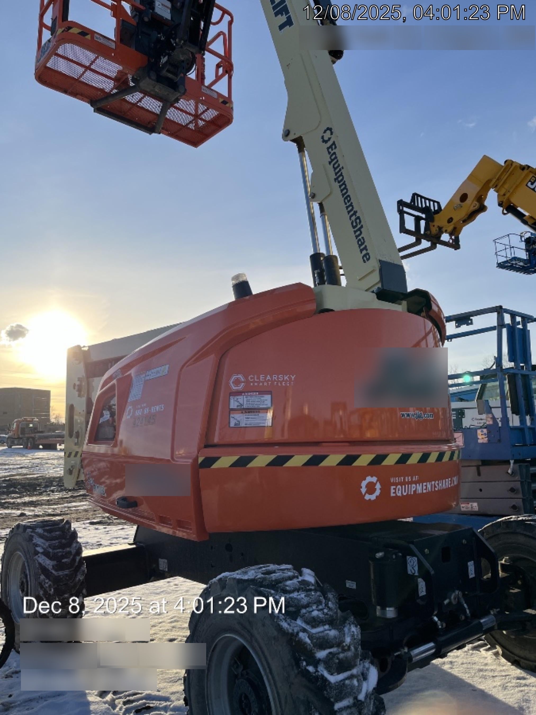 2024 JLG 450AJ