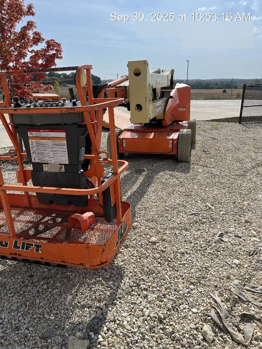 2019 JLG E450AJ