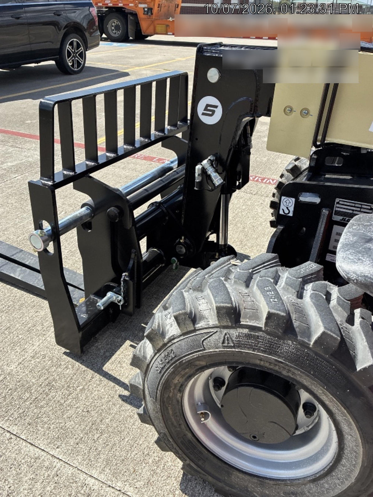 2026 JLG 519
