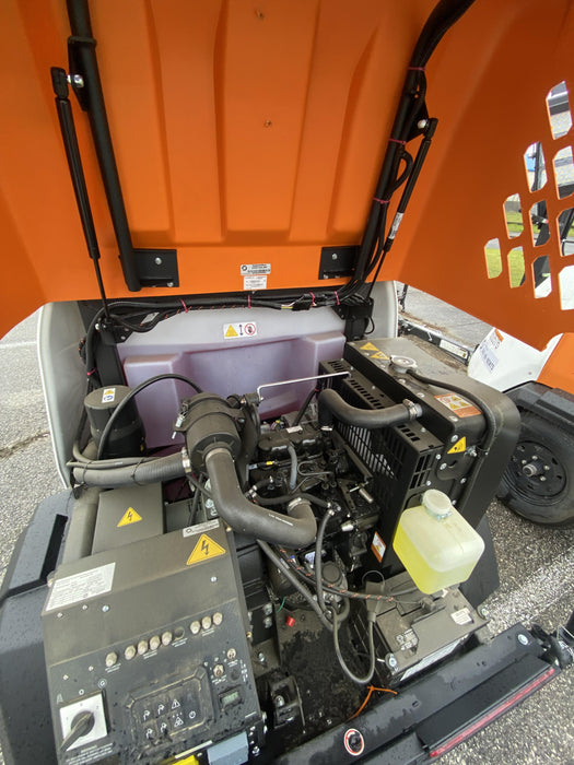 2024 Generac MLT2 Diesel, Flex Switch 120V Input, Powerzone Controller, 
(4) 320W LED Lights, 4kW Generator, 39.9 Gal Fuel Tank, 2" Ball, T3