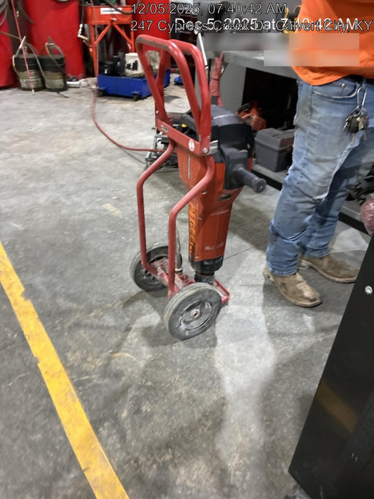 2022 HILTI TE 3000-AVR