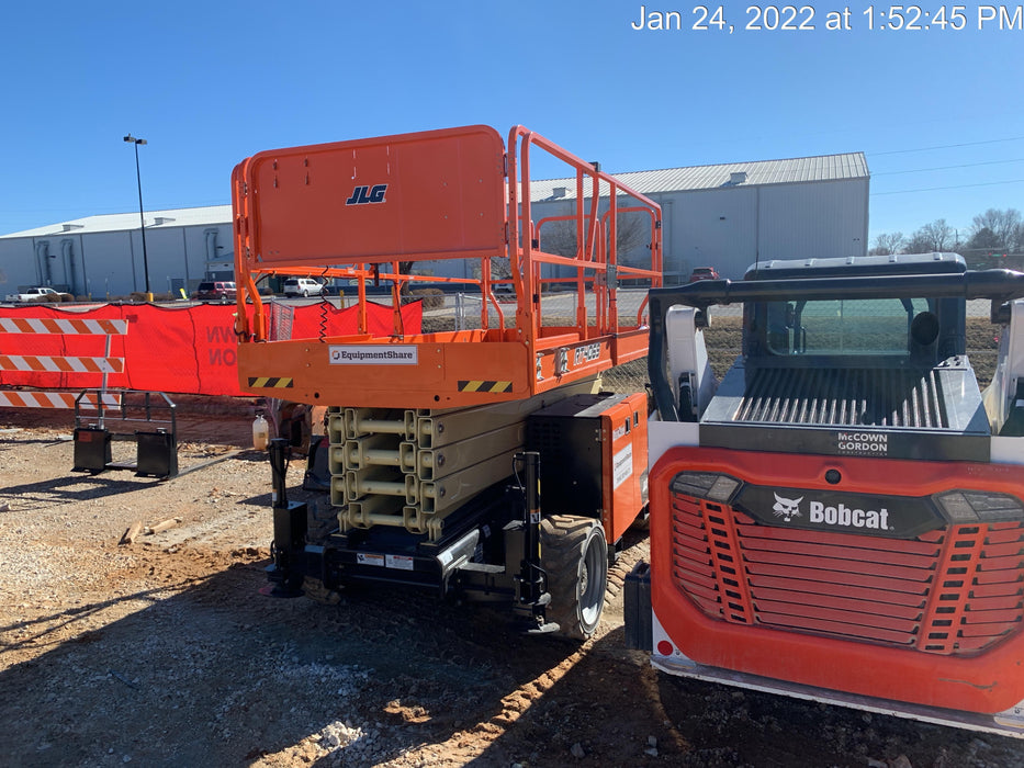 2021 JLG RT4069