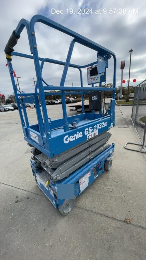 2024 GENIE GS-1932M