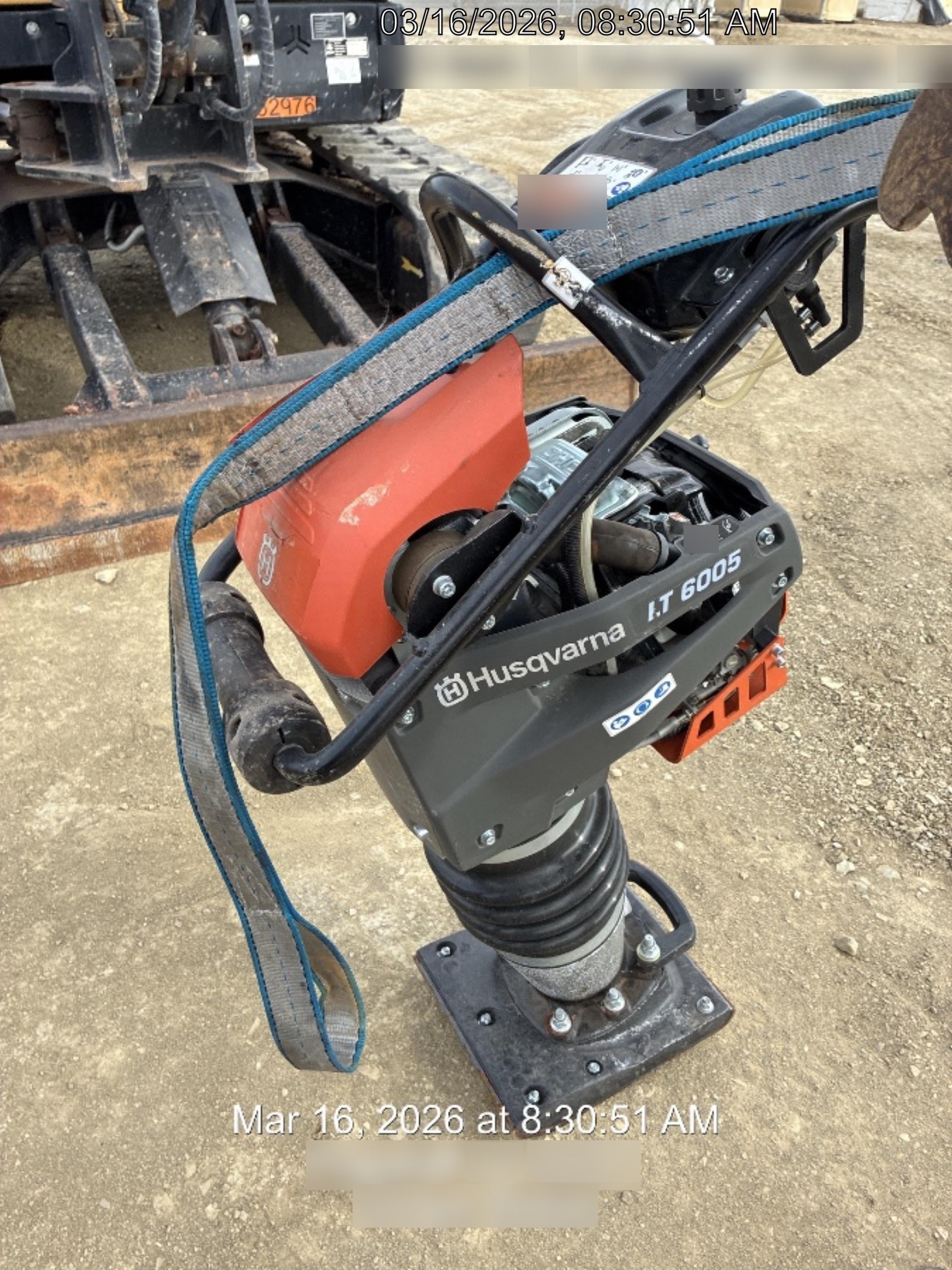 2025 HUSQVARNA LT6005