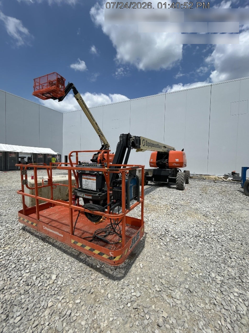 2025 JLG 660SJ