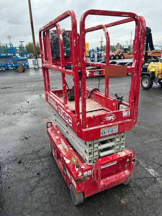 2020 MEC 1330SE Solid NM Tires, Steel Swing out Doors, LCS, Beacon, 900W Inverter