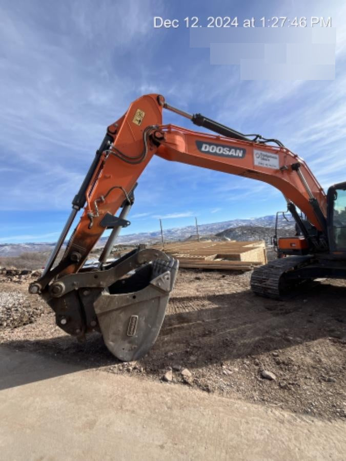 2020 DOOSAN 48" Excavator Bucket
