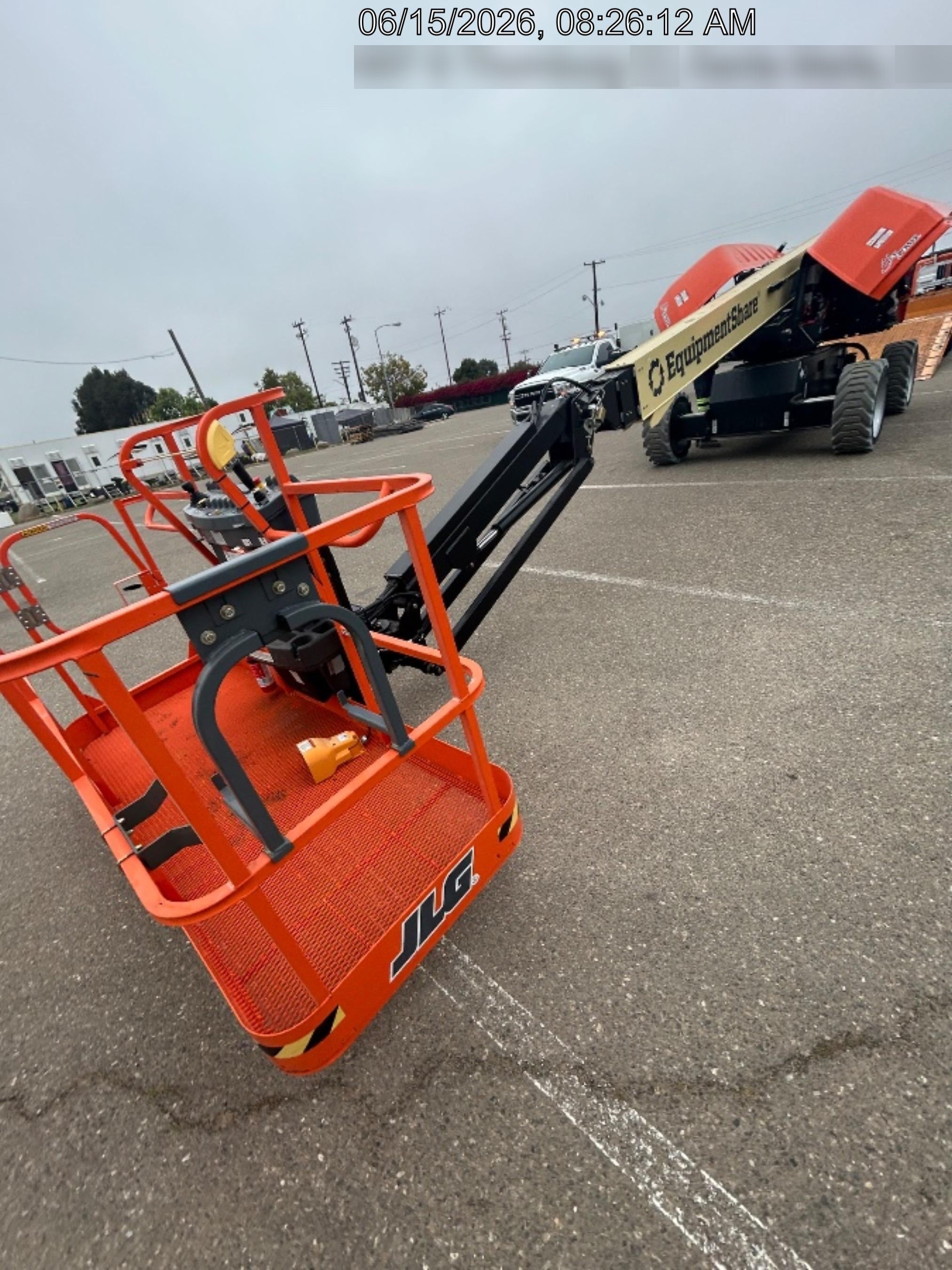 2025 JLG 660SJ