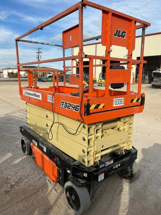 2021 JLG R3246