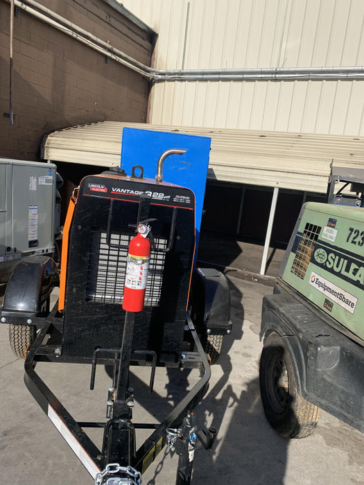 2021 Lincoln Electric Vantage 322 Vantage 322 Ready Pak 3 w/ Decals, ORANGE (includes trailer, cable rack, fender light kit) NO Telematics