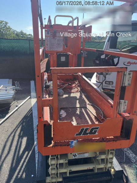 2024 JLG ES1932