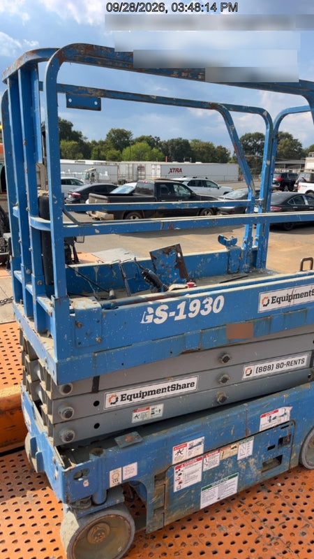 2019 Genie GS-1930 Fixed Rails with Chain Entry