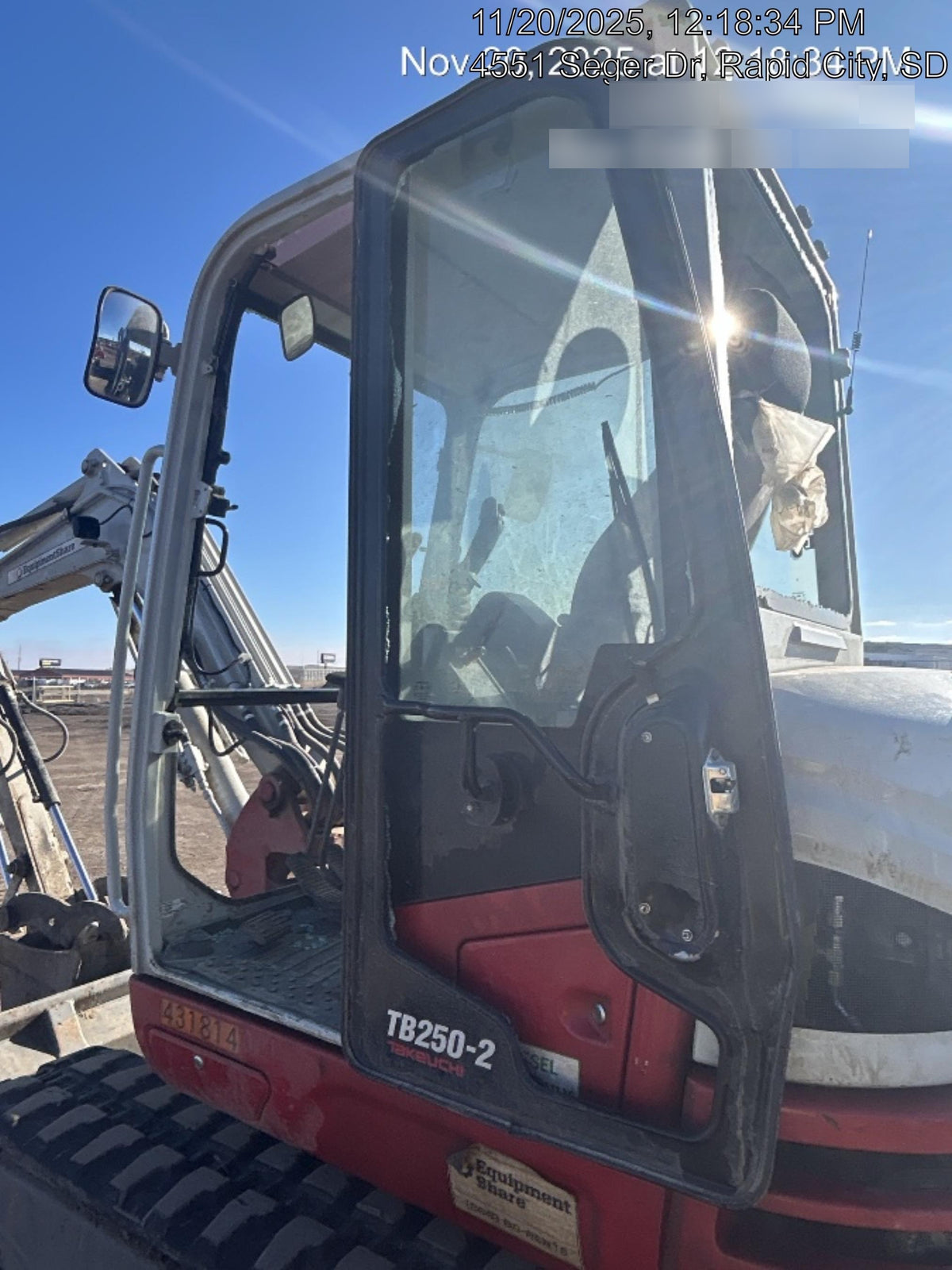 2024 TAKEUCHI TB250-2CR