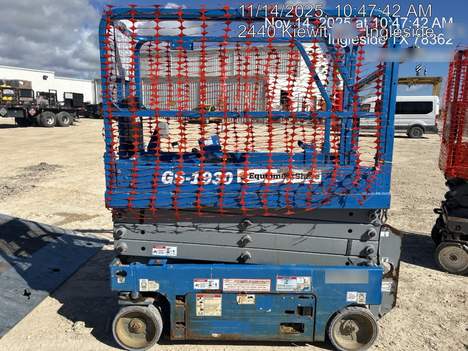 2019 Genie GS-1930 Fixed rails with chain Entry