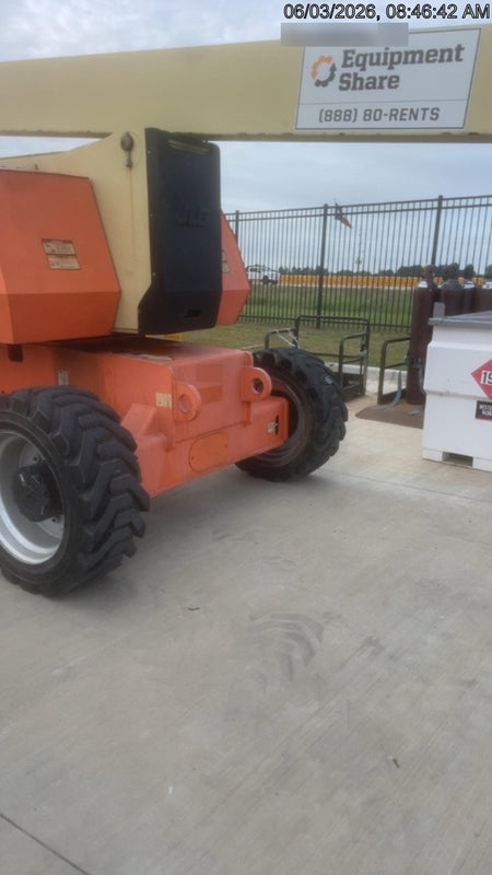 2019 JLG 800AJ