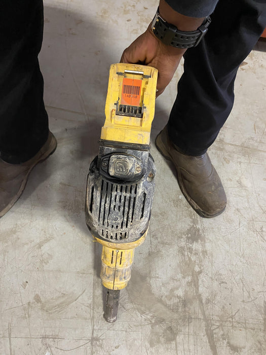 2021 DEWALT DCH614X2
