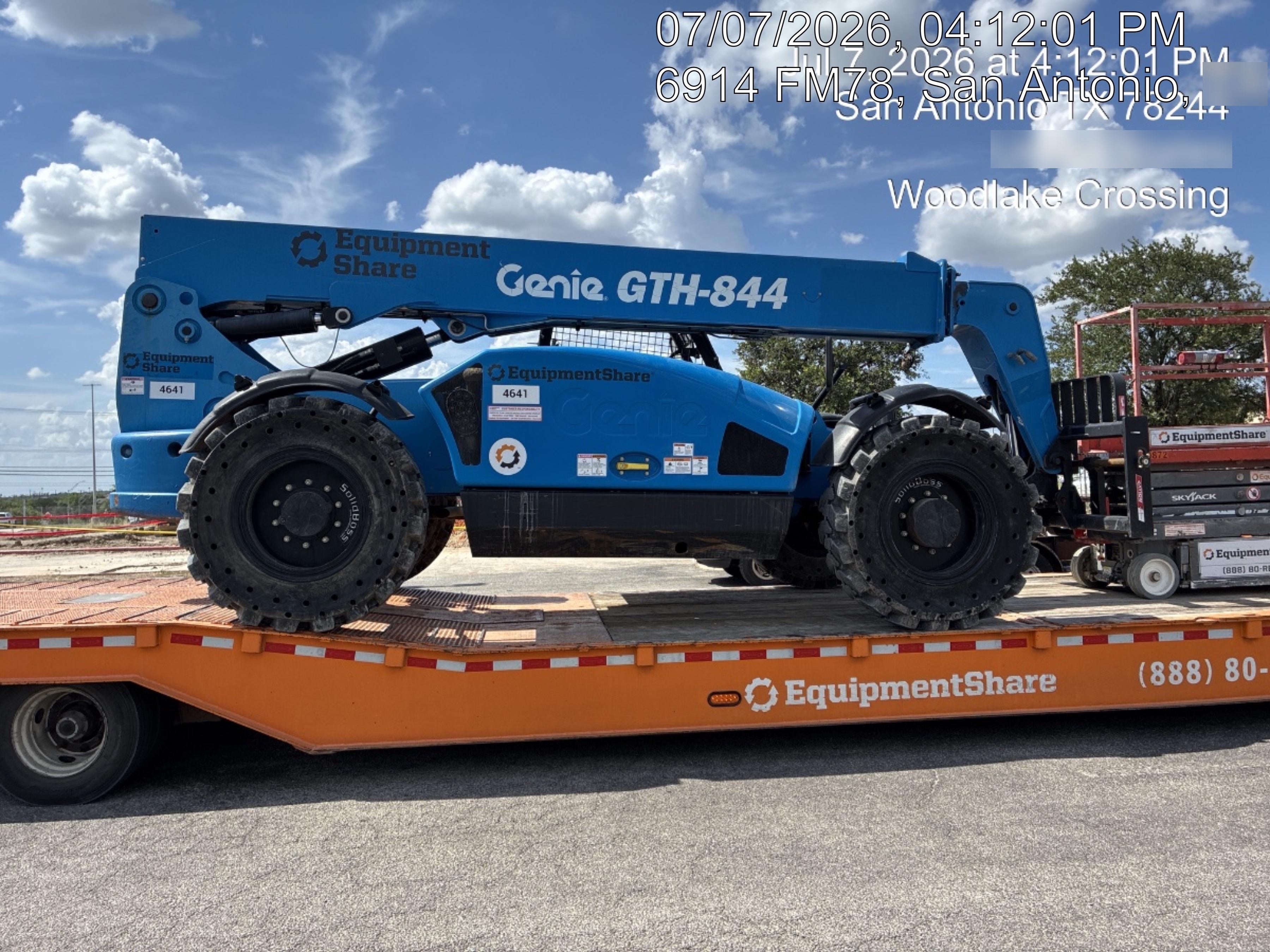 2017 GENIE GTH-844