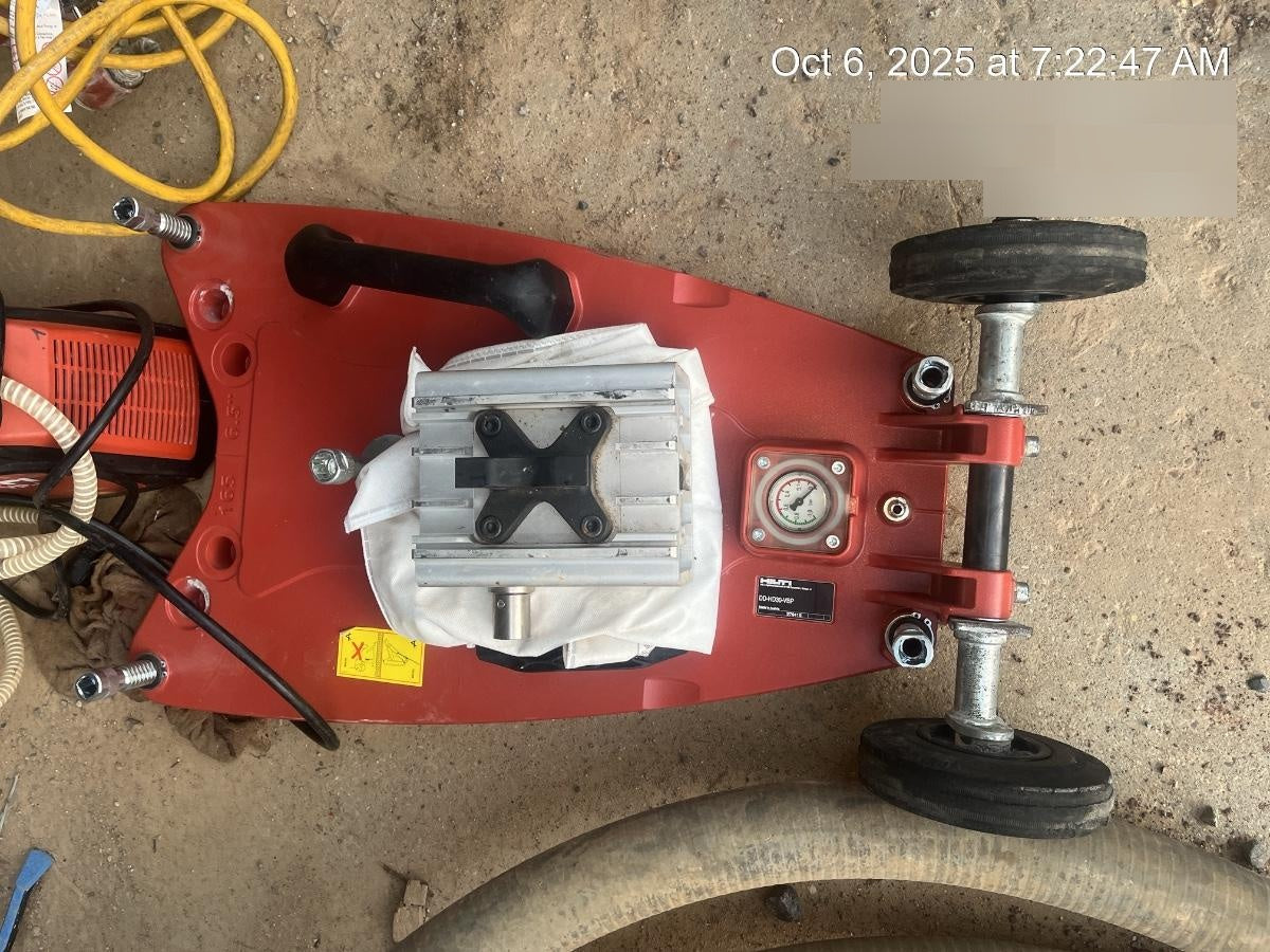 2021 HILTI DD250E