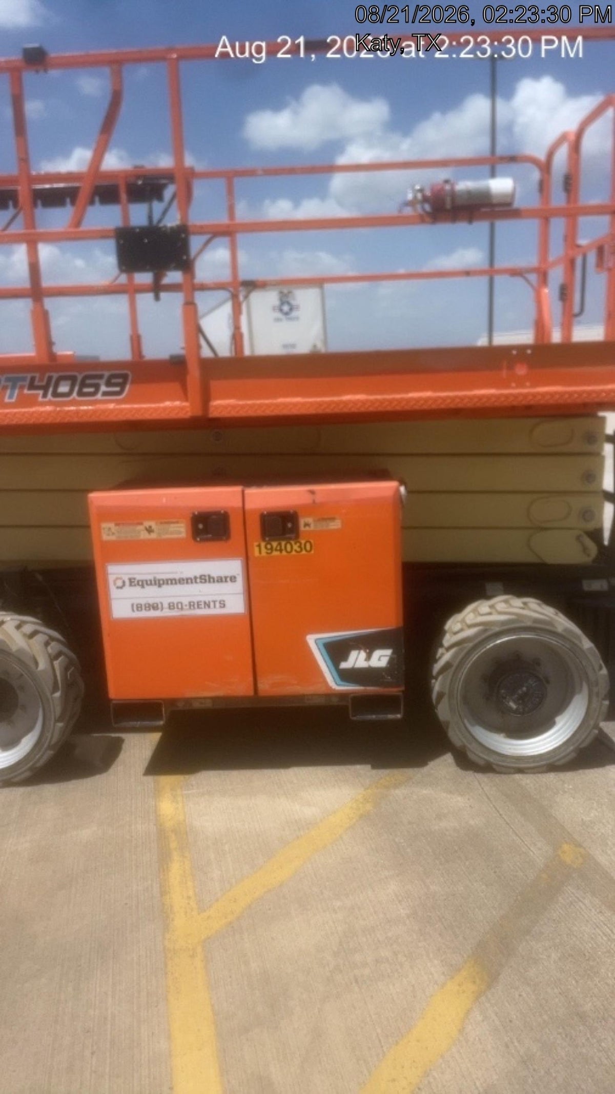 2021 JLG ERT4069