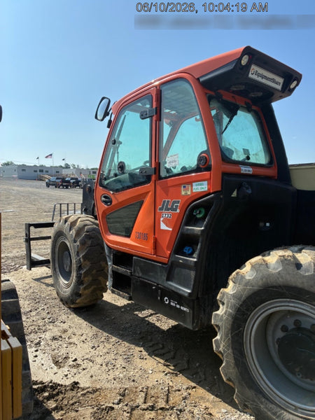 2021 JLG 1732