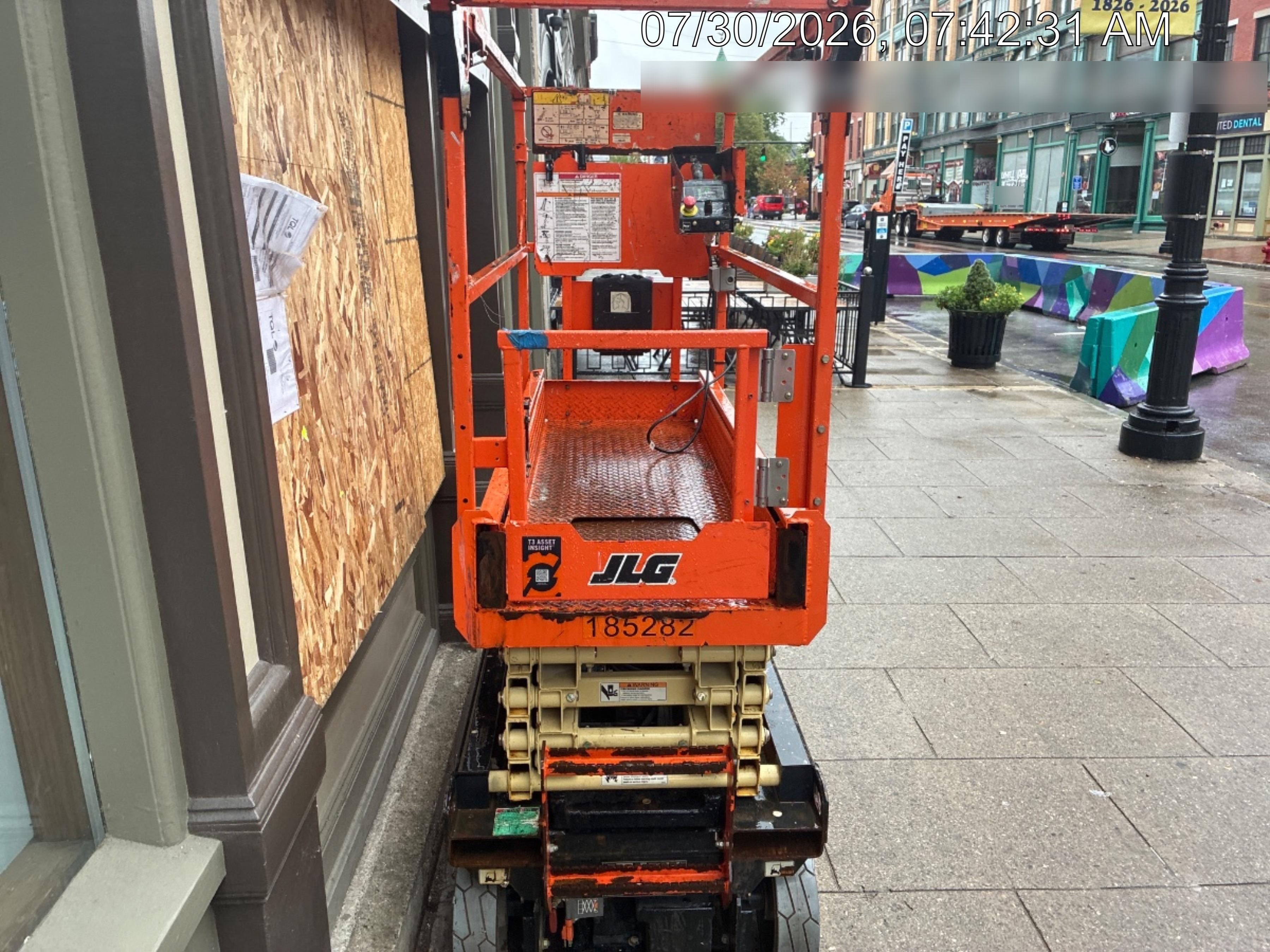 2021 JLG ES1932