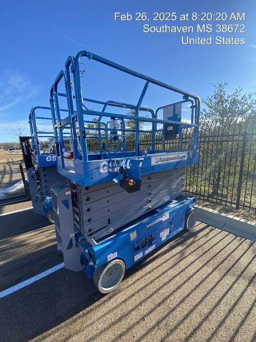 2019 Genie GS-4047 Folding rails with half height swing gate