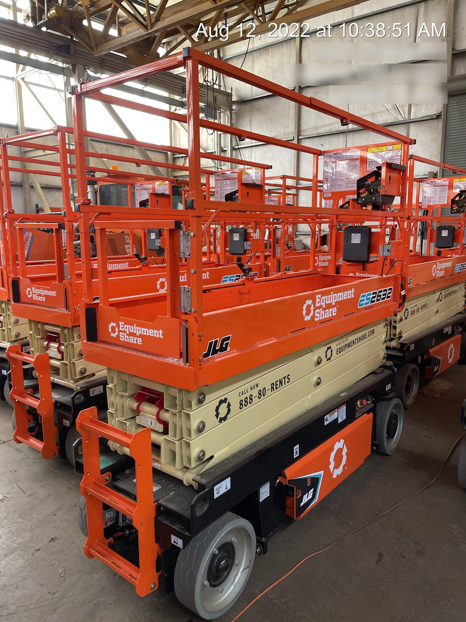 2022 JLG ES2632