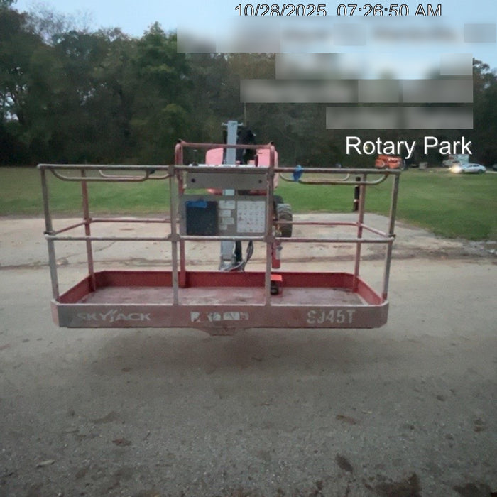 2017 SKYJACK SJ45T+