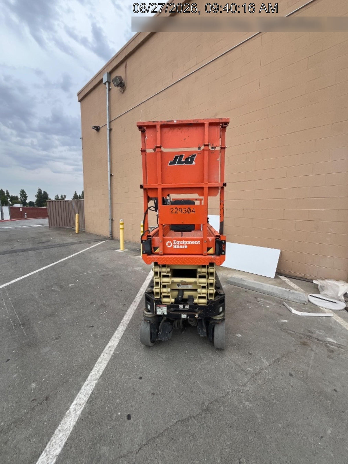 2022 JLG ES1932