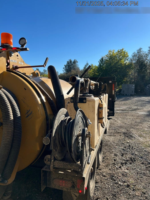 2023 Vac-Tron LP573XDT T4 Koehler Diesel Engine, 500 Gallon Debris Tank, x2 100 Gallon Water Tanks