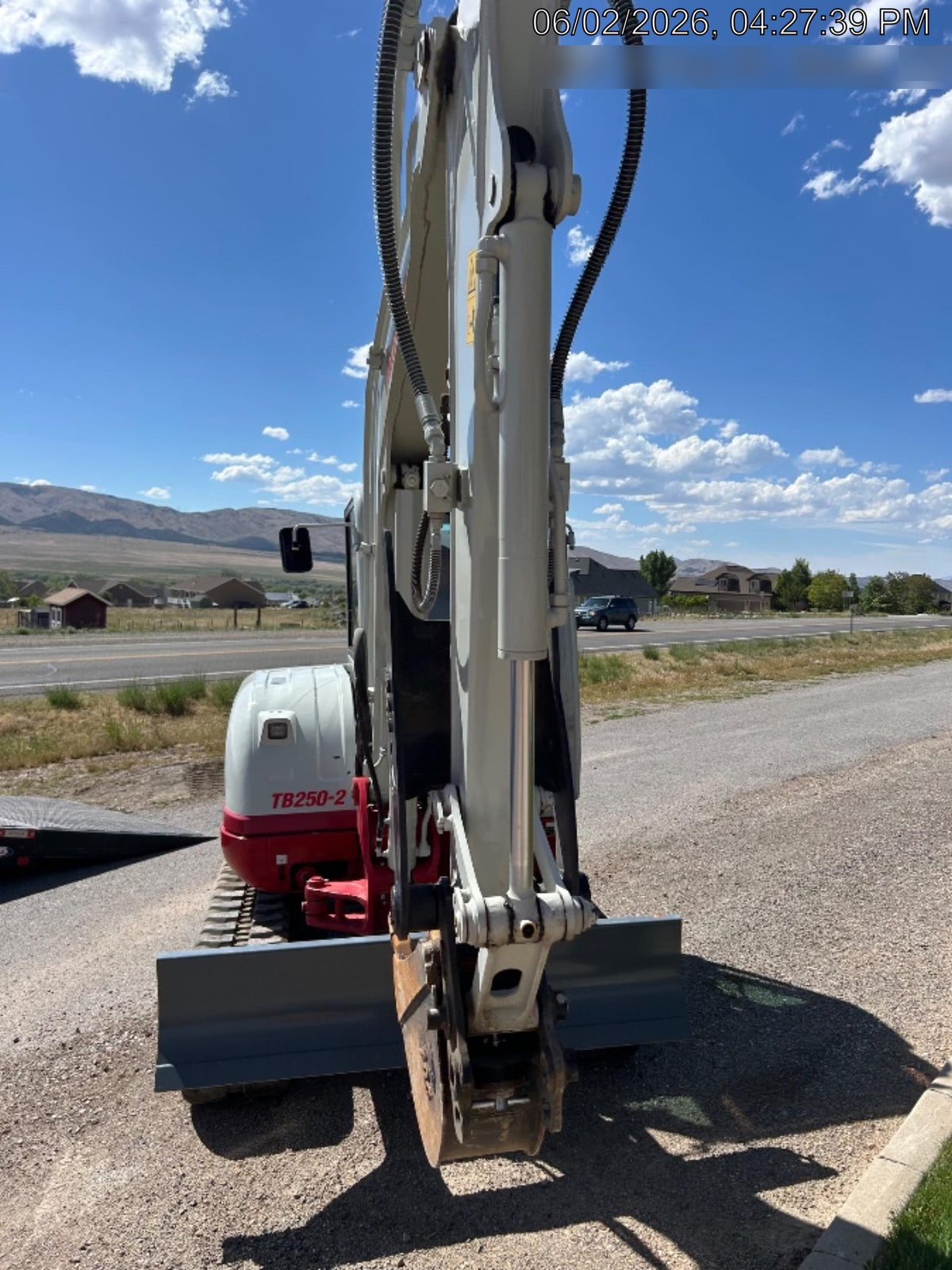 2023 TAKEUCHI TB250-2C