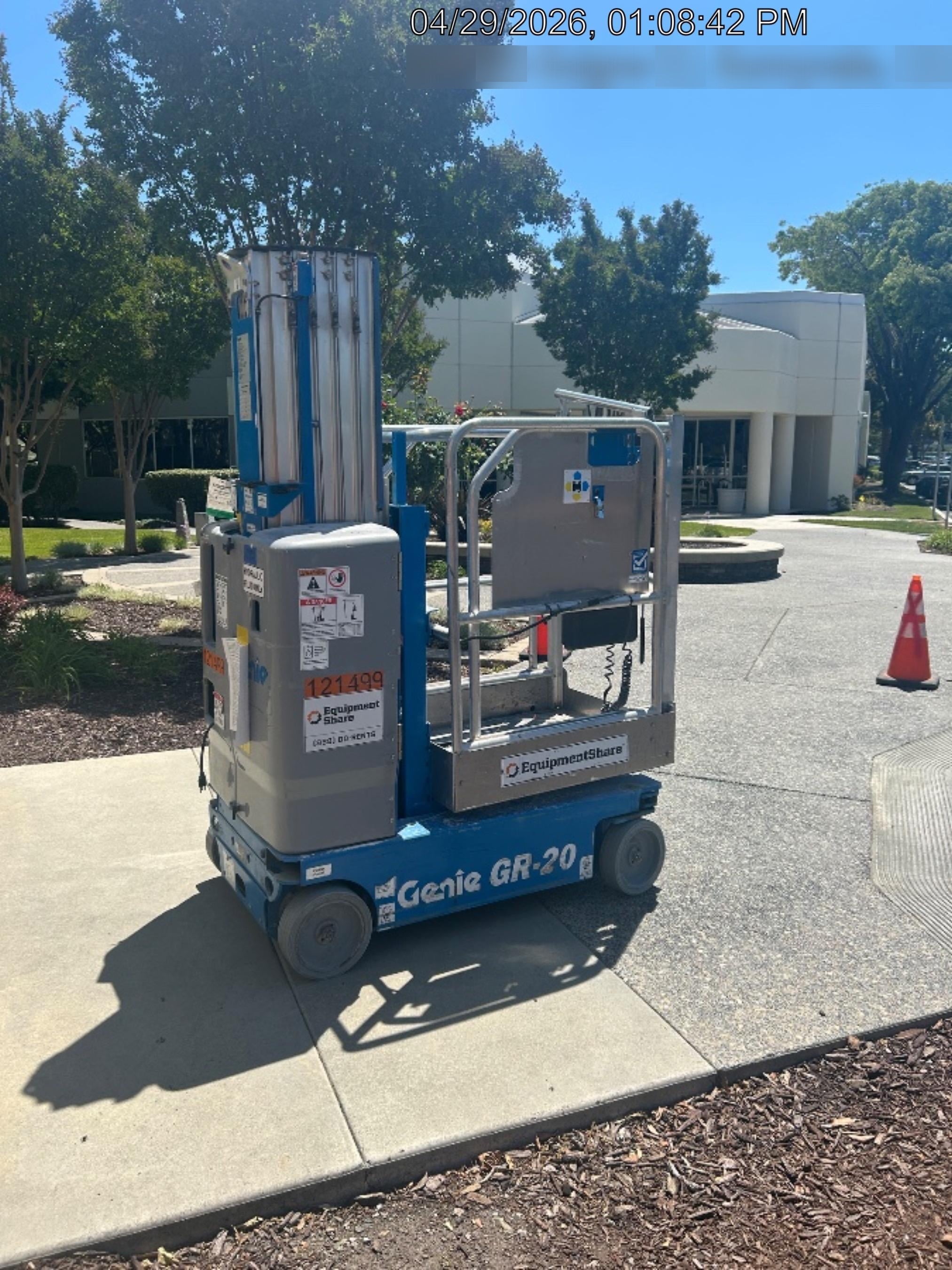 2020 GENIE GR-20