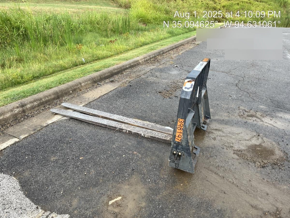 2024 BE INDUSTRIAL 48" Pallet Forks - BE Industrial