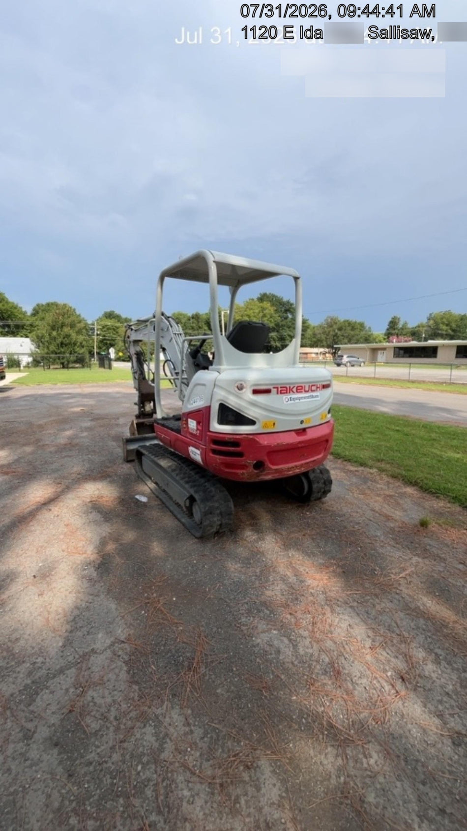 2022 TAKEUCHI TB235-2R