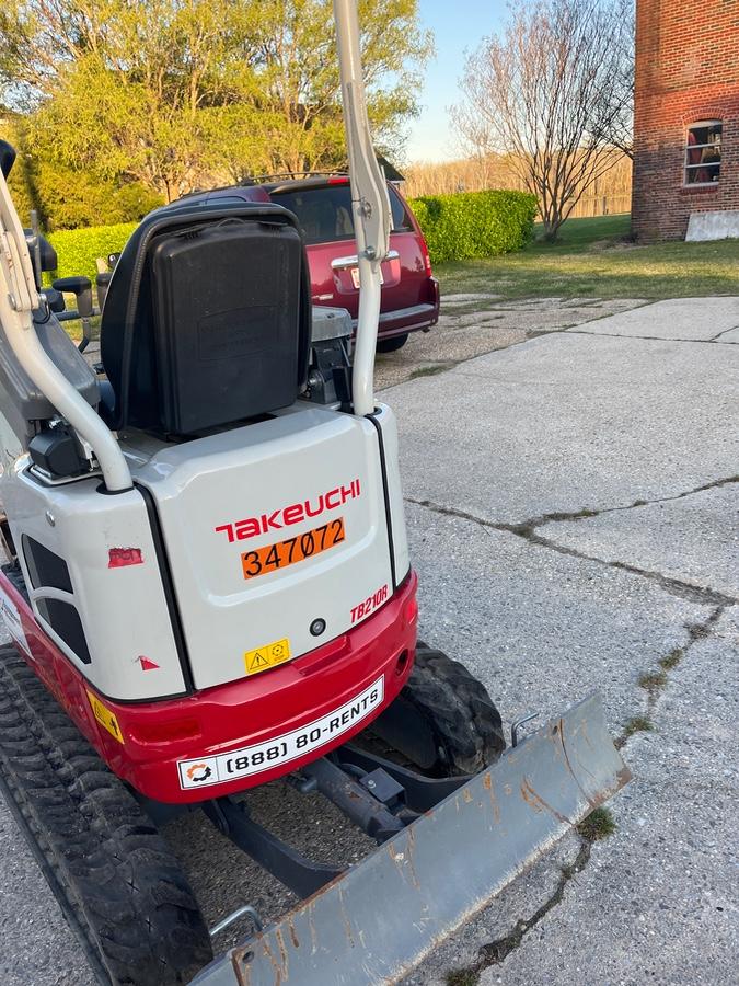 2023 TAKEUCHI TB210R