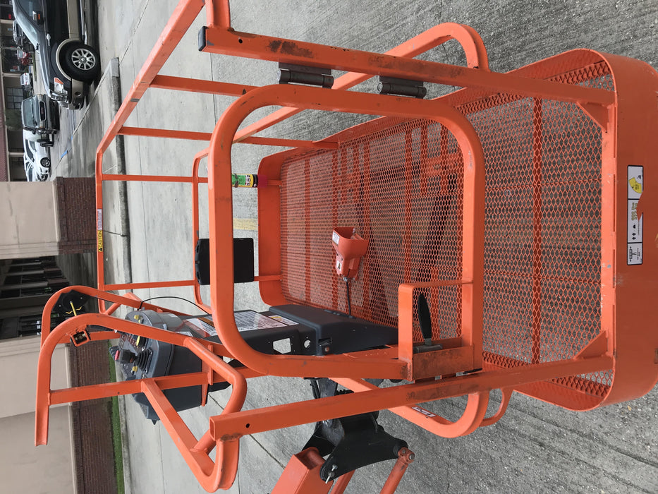 2019 JLG 460SJ