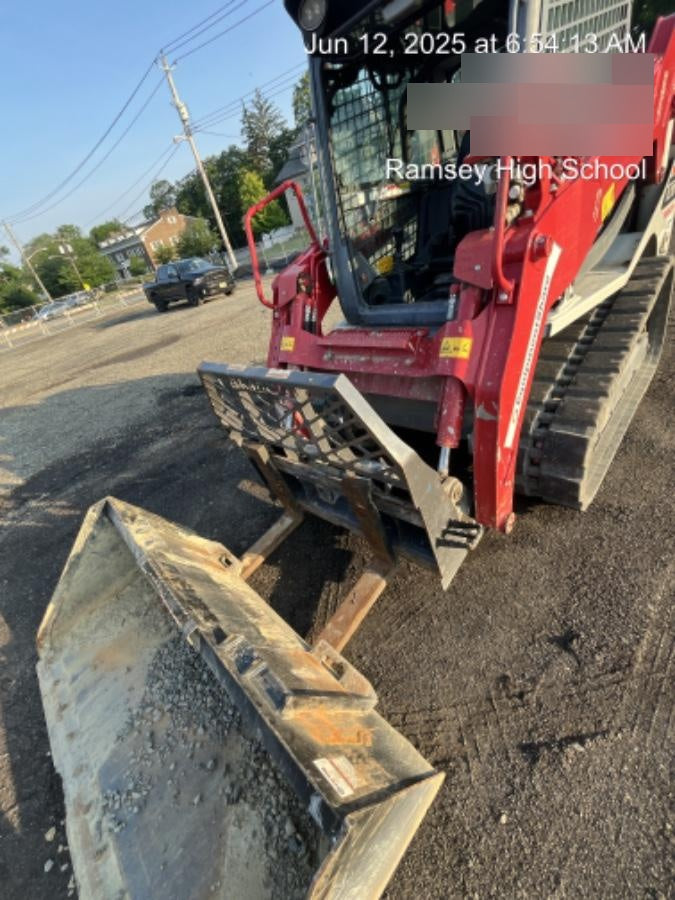 2022 TAKEUCHI TL10V2-CR