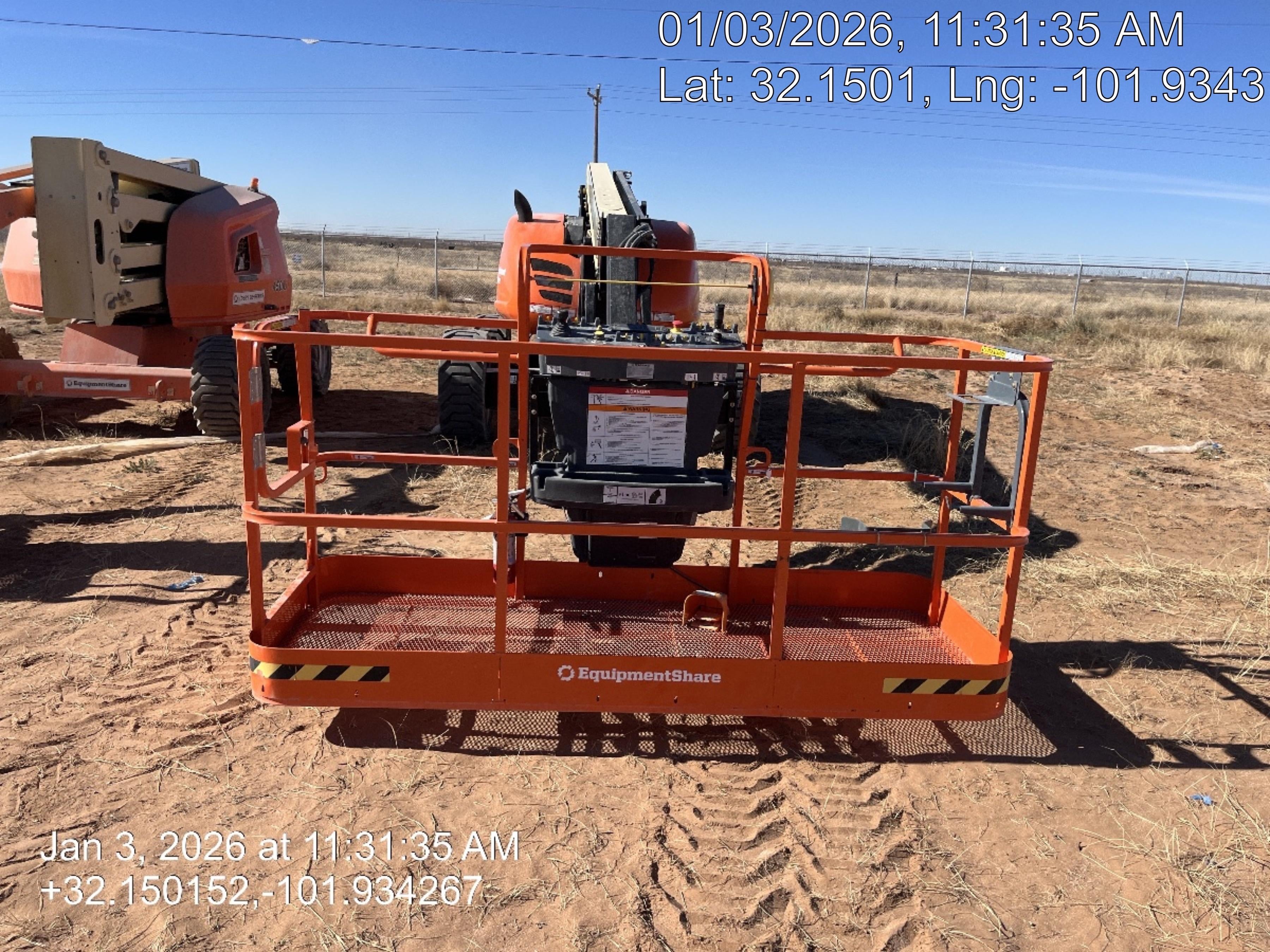 2025 JLG 600AJ