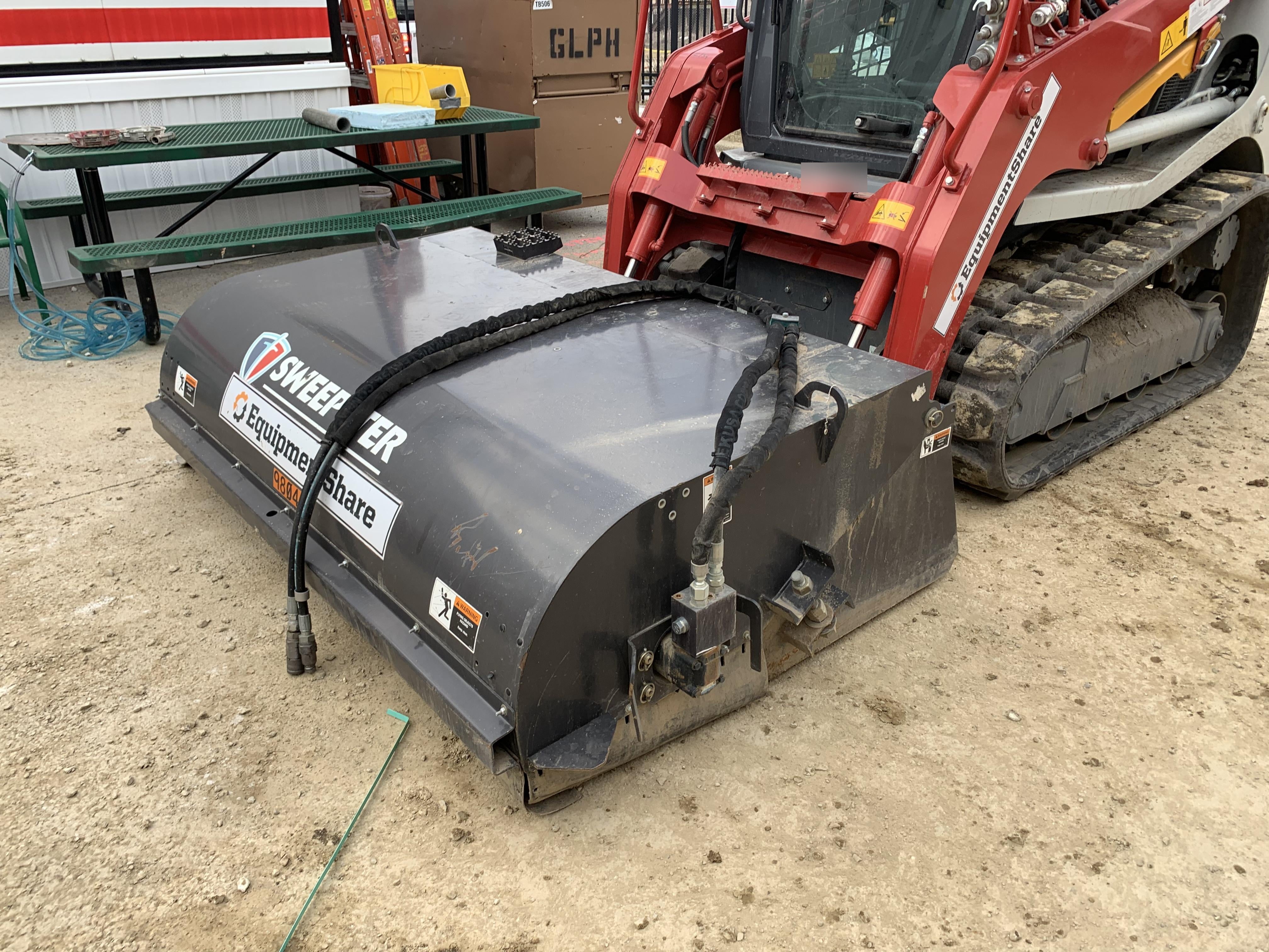 2020 PALADIN Sweepster SB72
