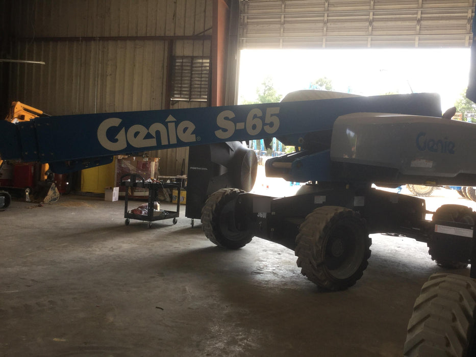 2017 GENIE S-65