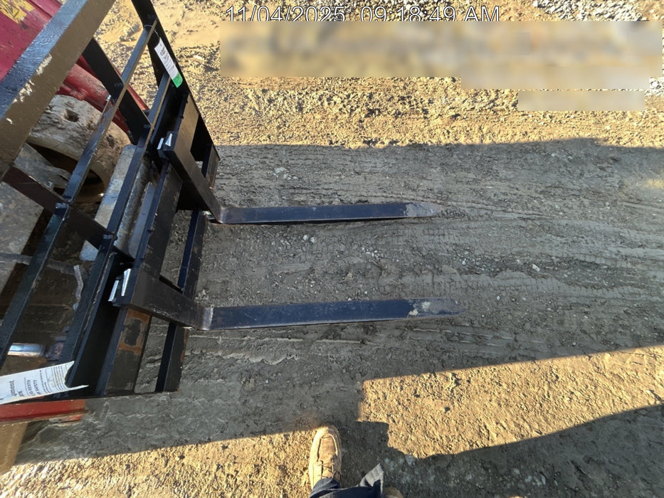 2025 ARROW MATERIAL HANDLING F5100CB