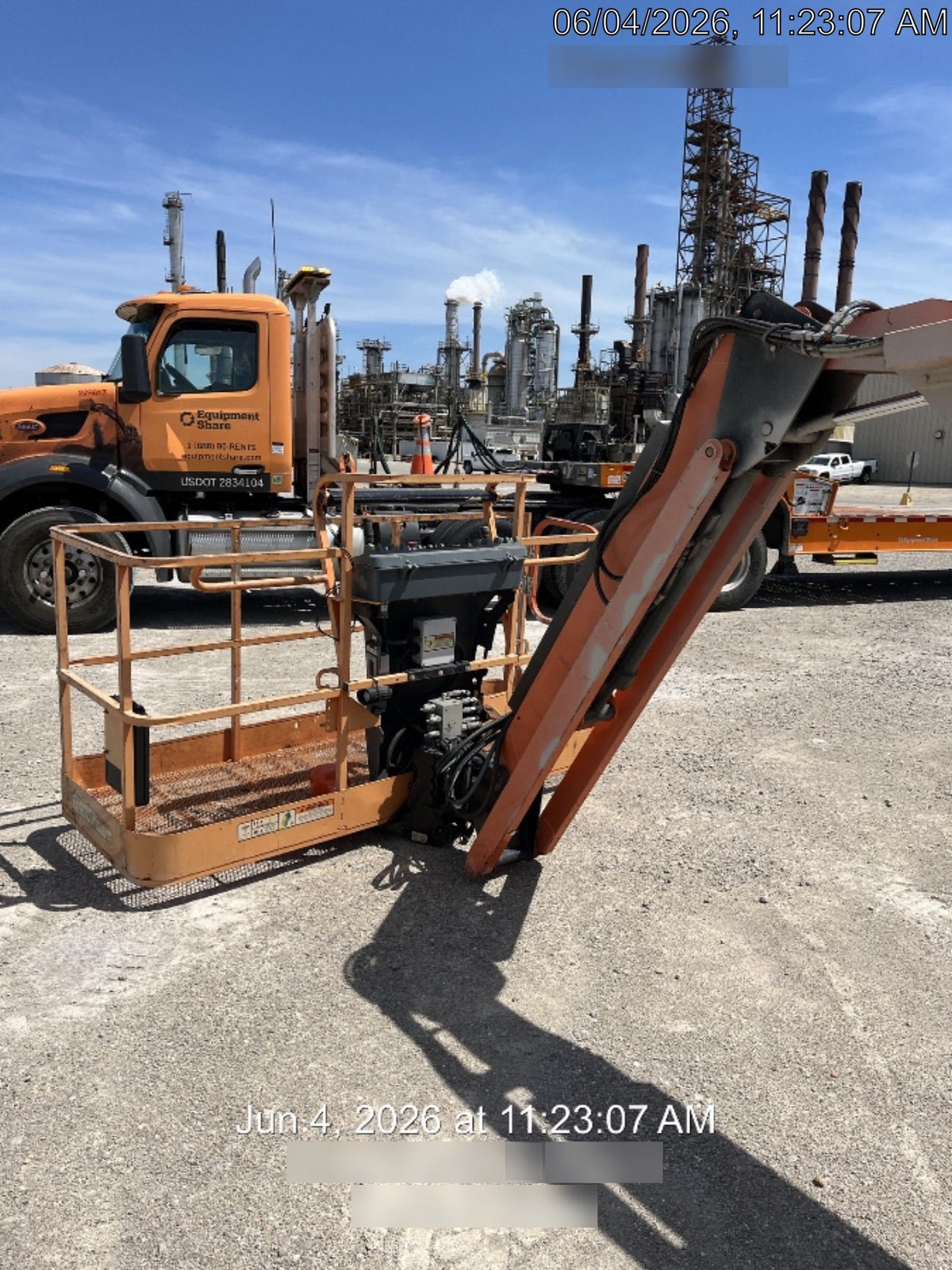 2019 JLG 600AJ