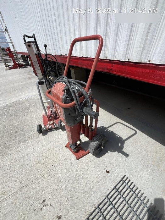 2020 HILTI TE 3000-AVR