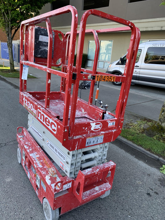 2020 MEC 1330SE Solid NM Tires, Steel Swing out Doors, LCS, Beacon, 900W Inverter