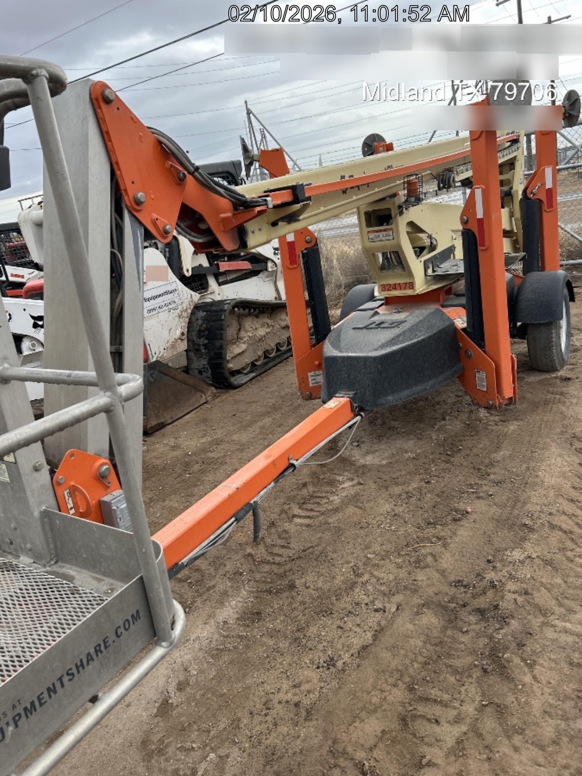 2023 JLG T500J