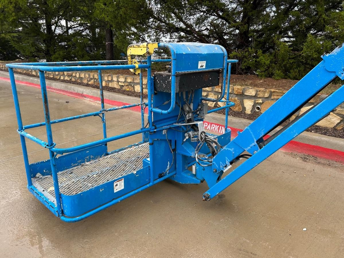 2017 GENIE S-65