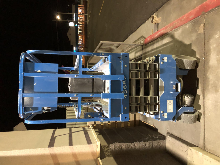 2019 Genie GS-1930 Fixed rails with chain Entry